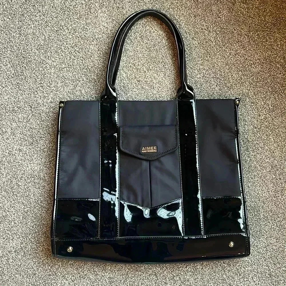 Aimee Kestenberg Black Heston Nylon XL Adjustable Shoulder Purse Travel
Tote Bag
